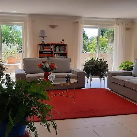 Lucie Lime بيت ضيافة Luz